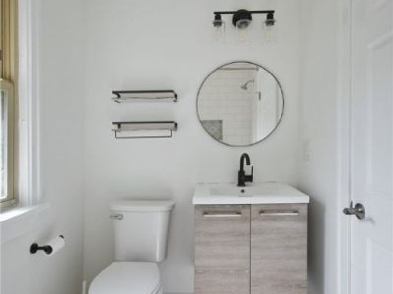 17424 Winslow Road, Cleveland, OH 44120 Photo 8