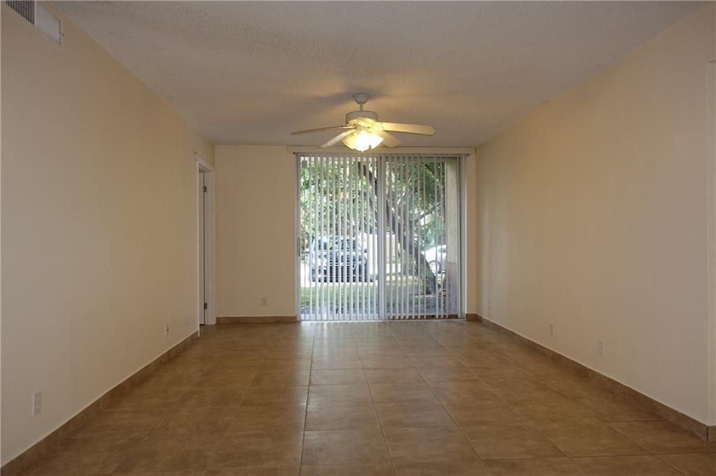 10773 Cleary Boulevard, Unit 107, Plantation, FL 33324 Photo