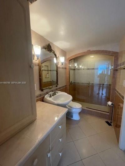 465 Ocean Dr , Unit 507, Miami Beach, FL 33139 Photo