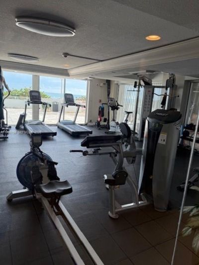 465 Ocean Dr , Unit 507, Miami Beach, FL 33139 Photo