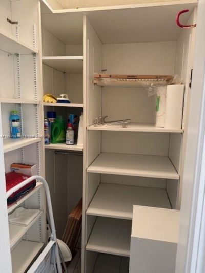 465 Ocean Dr , Unit 507, Miami Beach, FL 33139 Photo