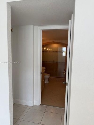 465 Ocean Dr , Unit 507, Miami Beach, FL 33139 Photo
