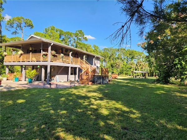 820 3rd ST SW, NAPLES, FL 34117