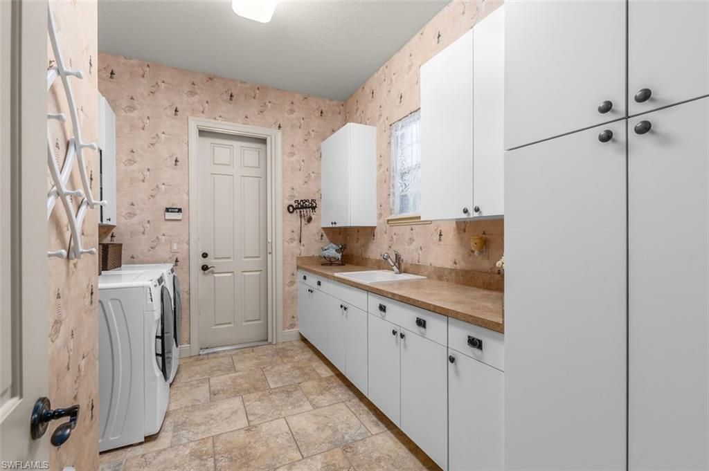 3811 Mossy Oak Dr, Fort Myers, FL 33905 Photo