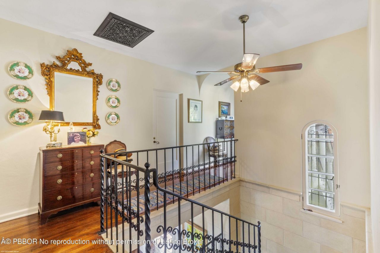 245 Valencia Road, West Palm Beach, FL 33401 Photo