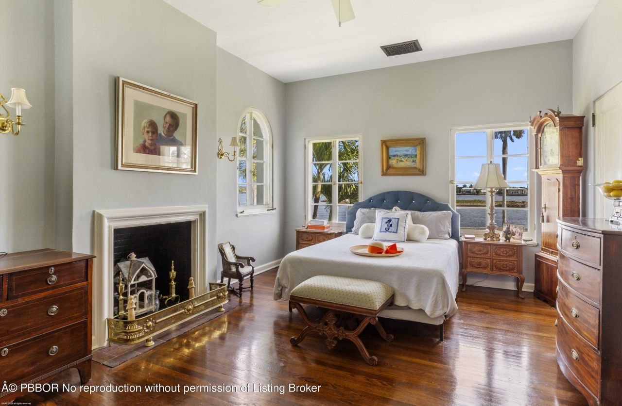 245 Valencia Road, West Palm Beach, FL 33401 Photo