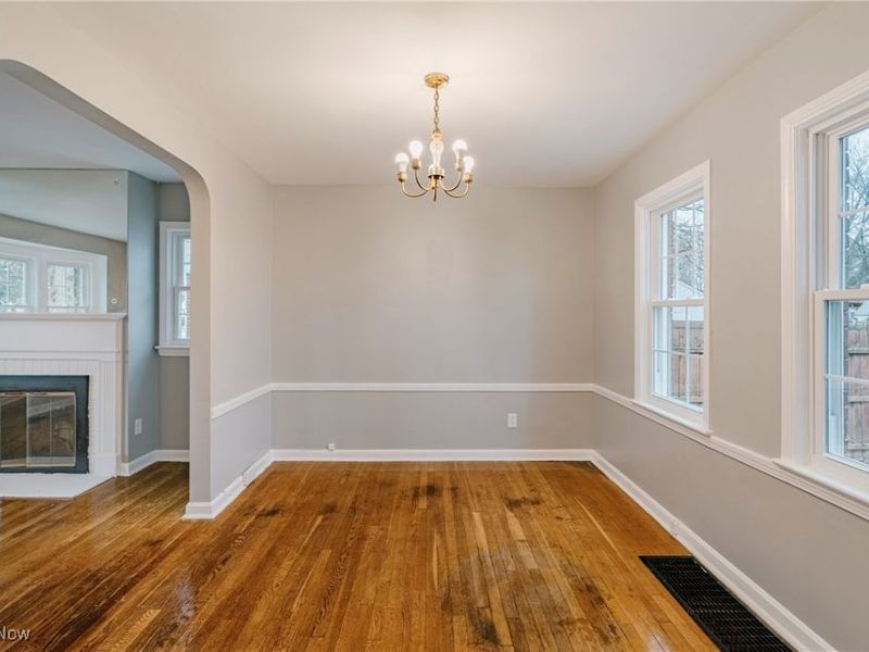 571 E 260th Street, Euclid, OH 44132 Photo 8