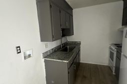 5632 Dobson Street photo 4