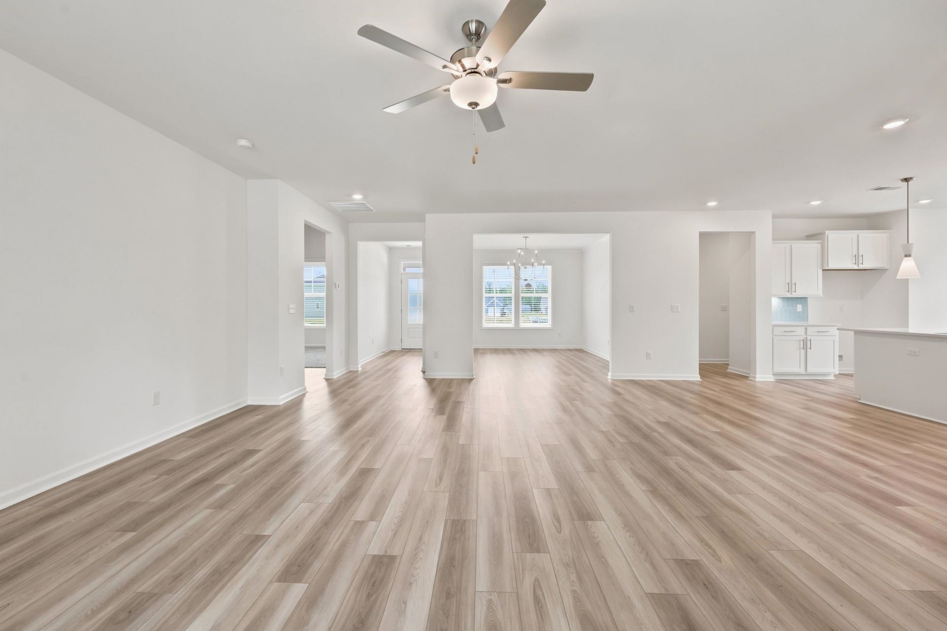 216 Blue Wing Court Photo 6