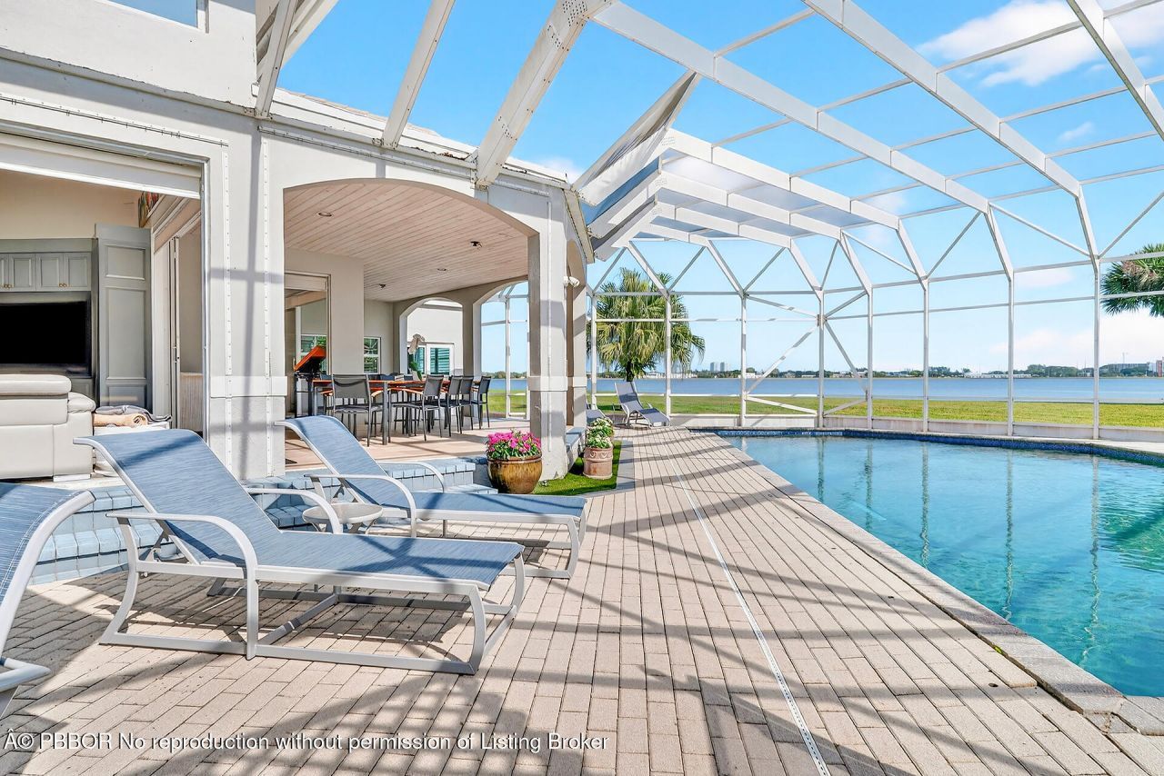 6 Cloister Circle, West Palm Beach, FL 33401 Photo