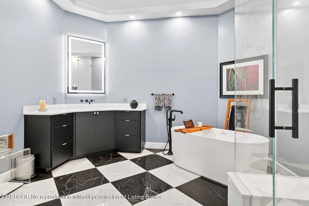 6 Cloister Circle, West Palm Beach, FL 33401 Photo