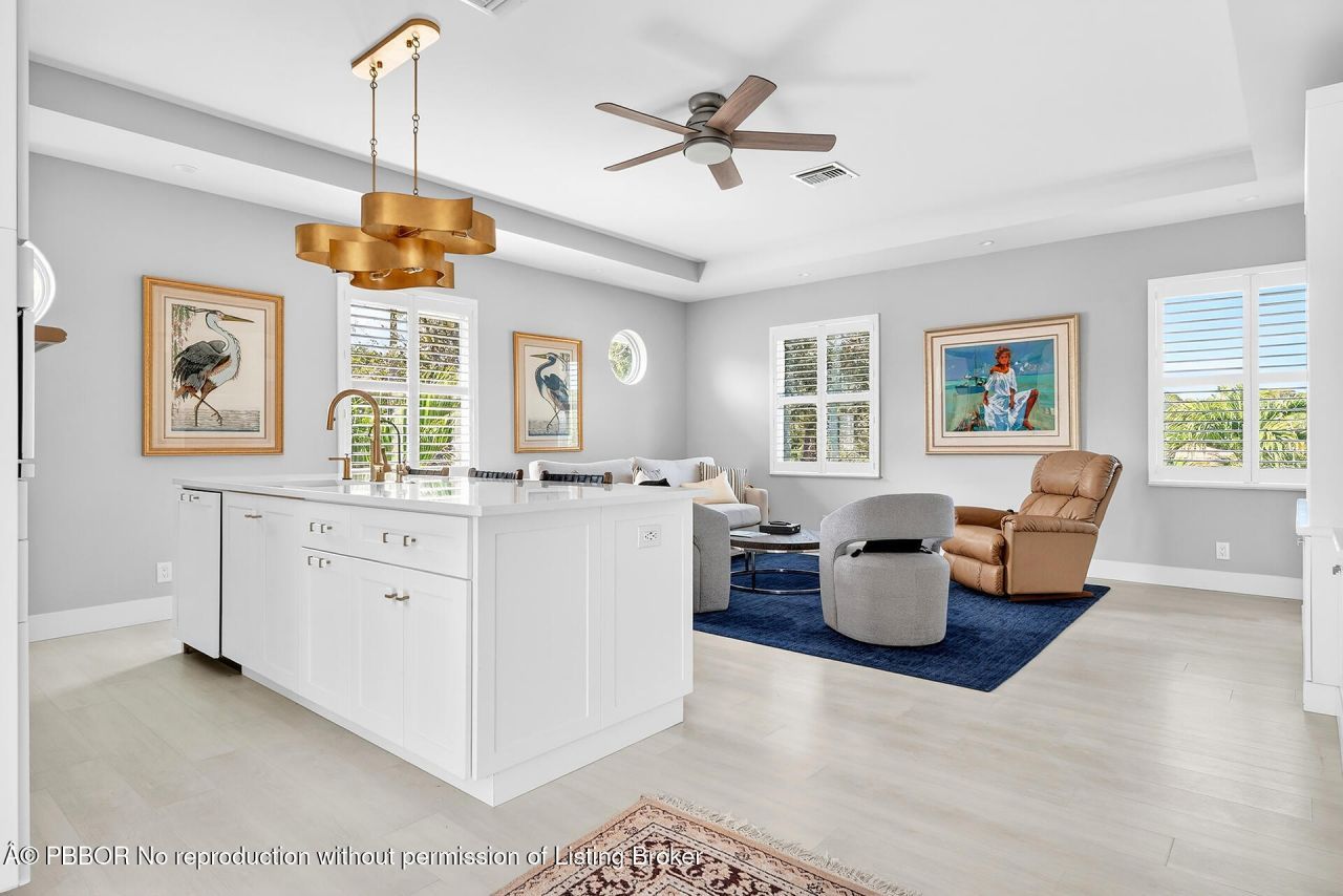 6 Cloister Circle, West Palm Beach, FL 33401 Photo