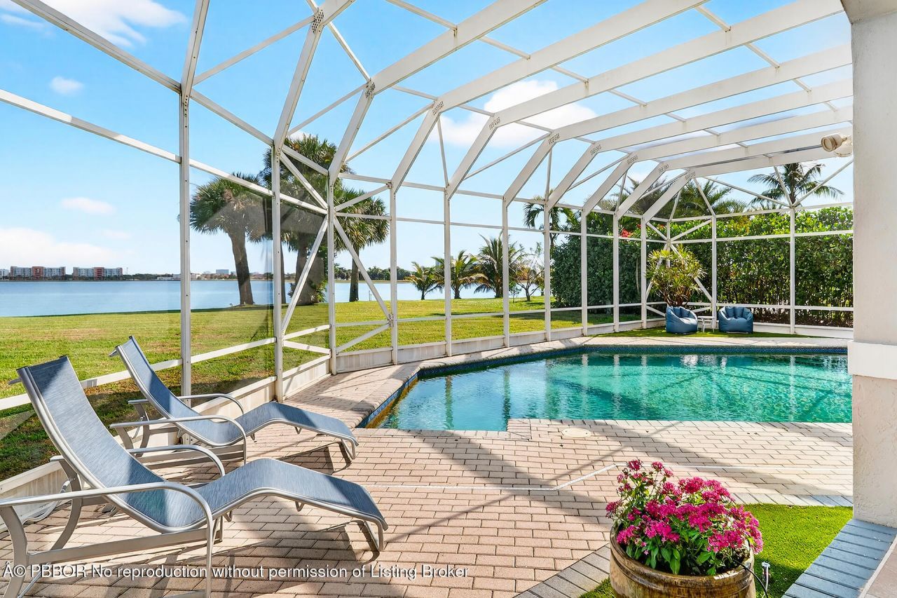 6 Cloister Circle, West Palm Beach, FL 33401 Photo