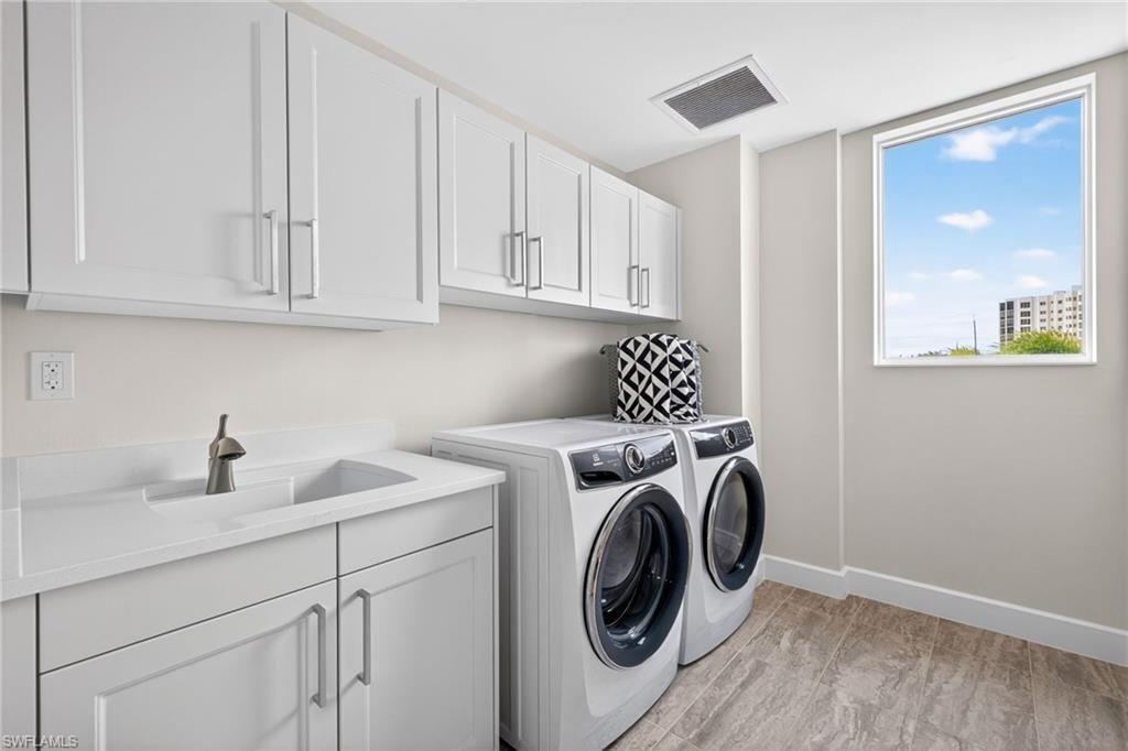 4142 Bay Beach Ln, Unit 306, Fort Myers Beach, FL 33931 Photo