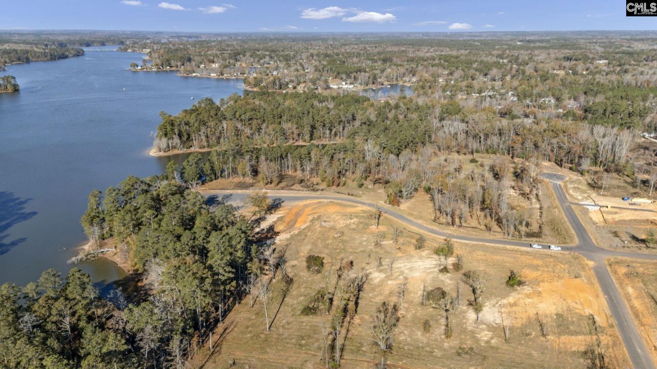 0 Navigator Trail Photo 5