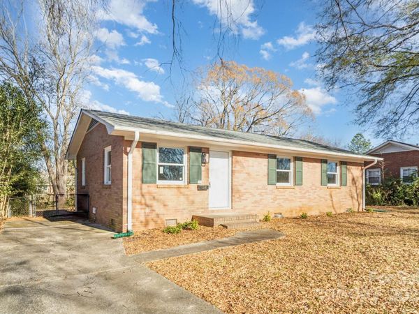 4209 Donnybrook Place, Charlotte, NC 28205