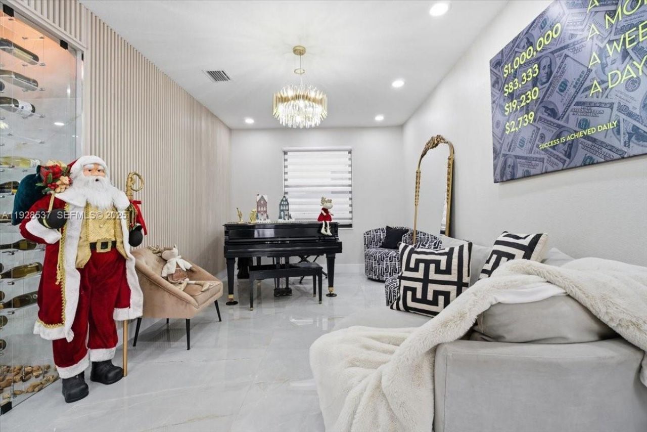 3522 W 86th Ter, Hialeah, FL 33018 Photo