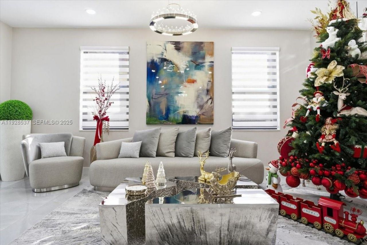 3522 W 86th Ter, Hialeah, FL 33018 Photo