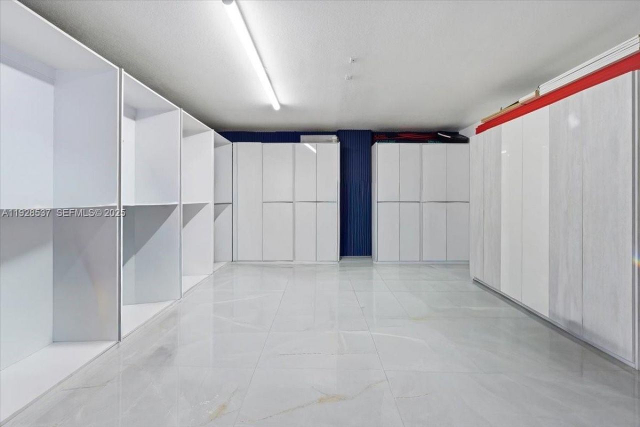 3522 W 86th Ter, Hialeah, FL 33018 Photo