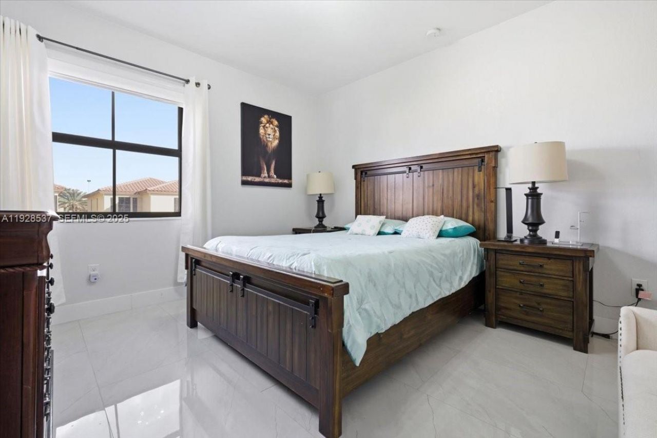 3522 W 86th Ter, Hialeah, FL 33018 Photo