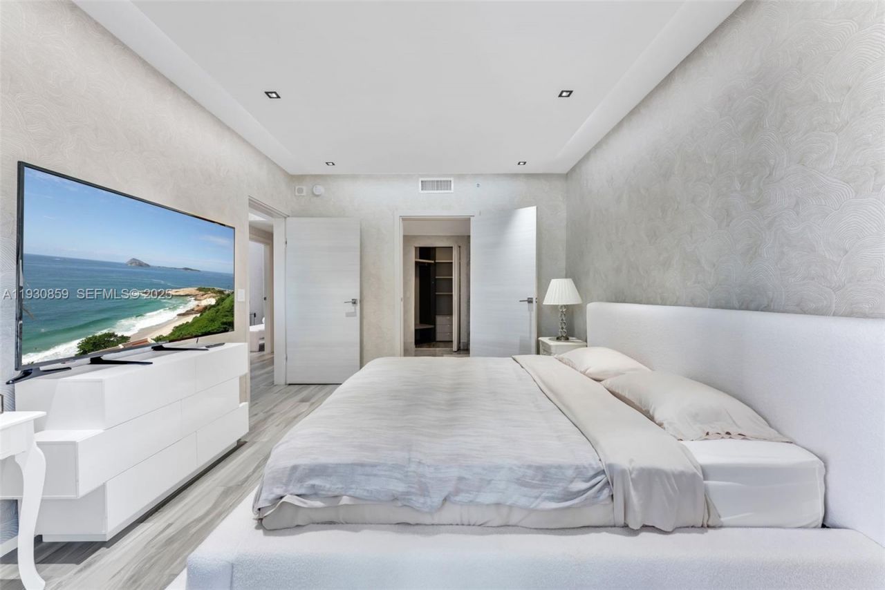 801 S Miami Ave, Unit 1805, Miami, FL 33130 Photo