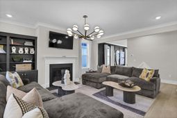 150 Grange Circle photo 4