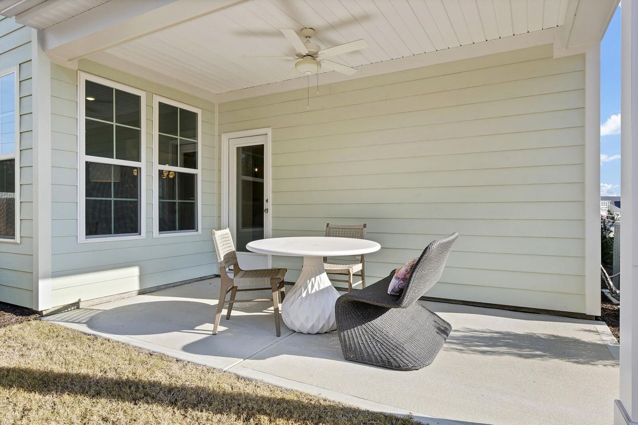 150 Grange Circle Photo 36