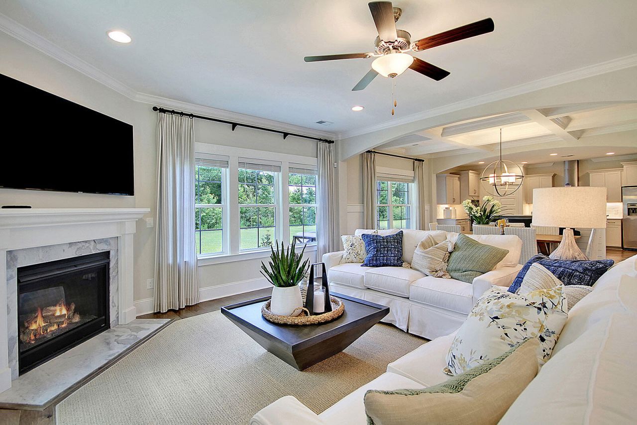 150 Grange Circle Photo 5