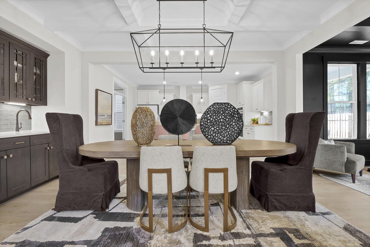 150 Grange Circle Photo 6