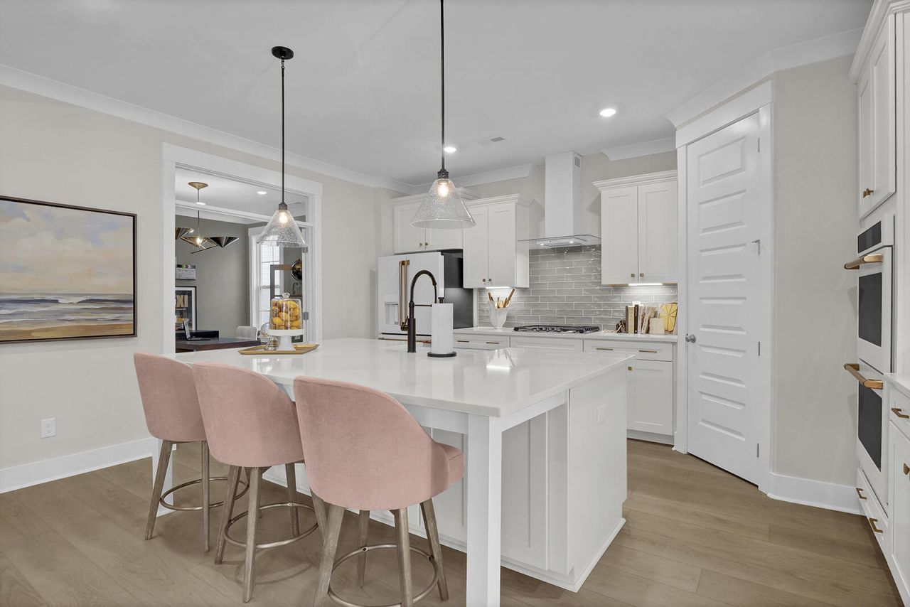 150 Grange Circle Photo 9