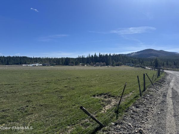 1928 Little Carpenter Creek Road, Fernwood, ID 83830