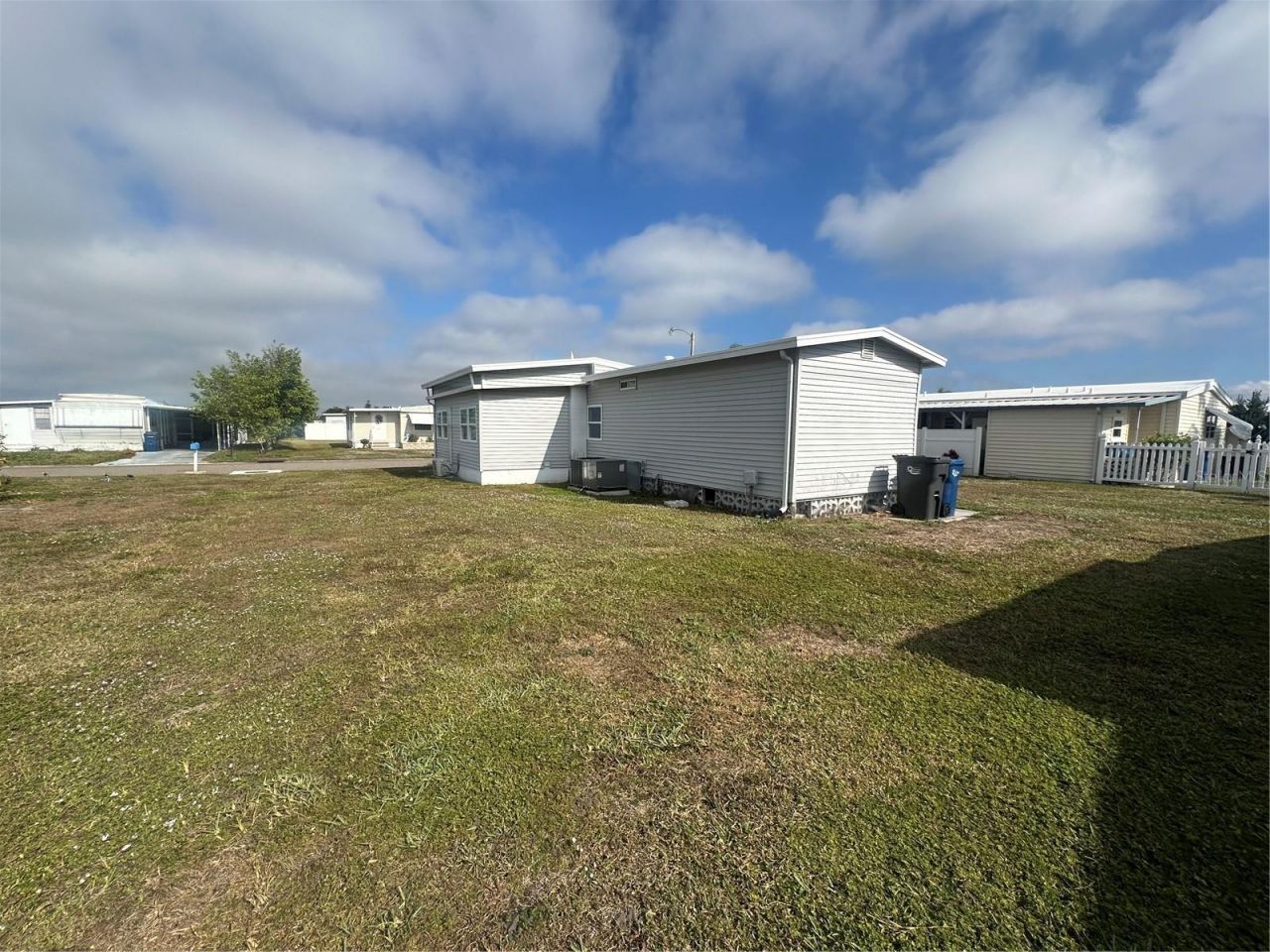 204 52nd Avenue Plaza E, Bradenton, FL 34203 Photo