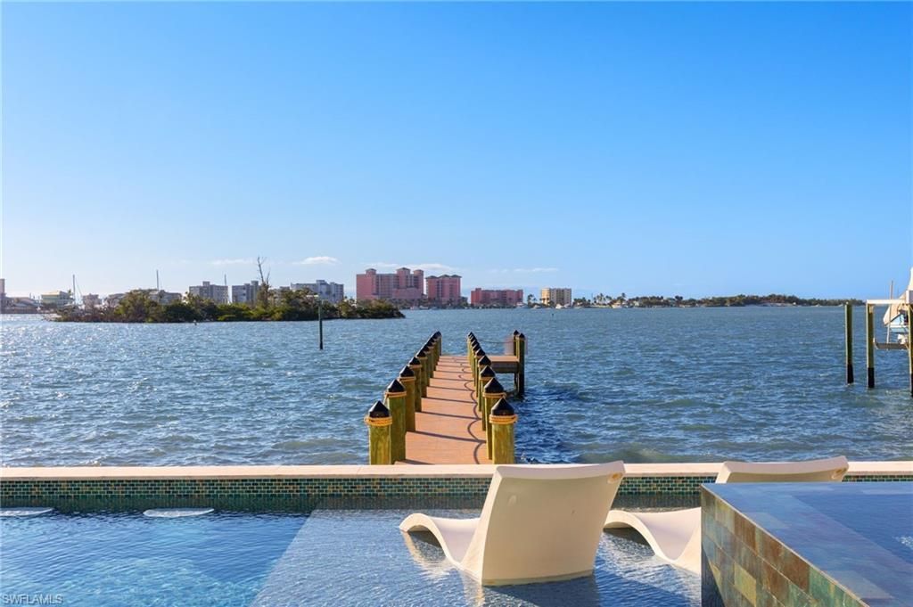 793 San Carlos Dr, Fort Myers Beach, FL 33931 Photo