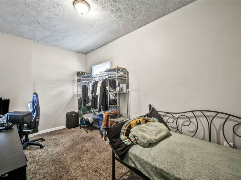 4301 Hodgson Avenue, Cleveland, OH 44109 Photo 10