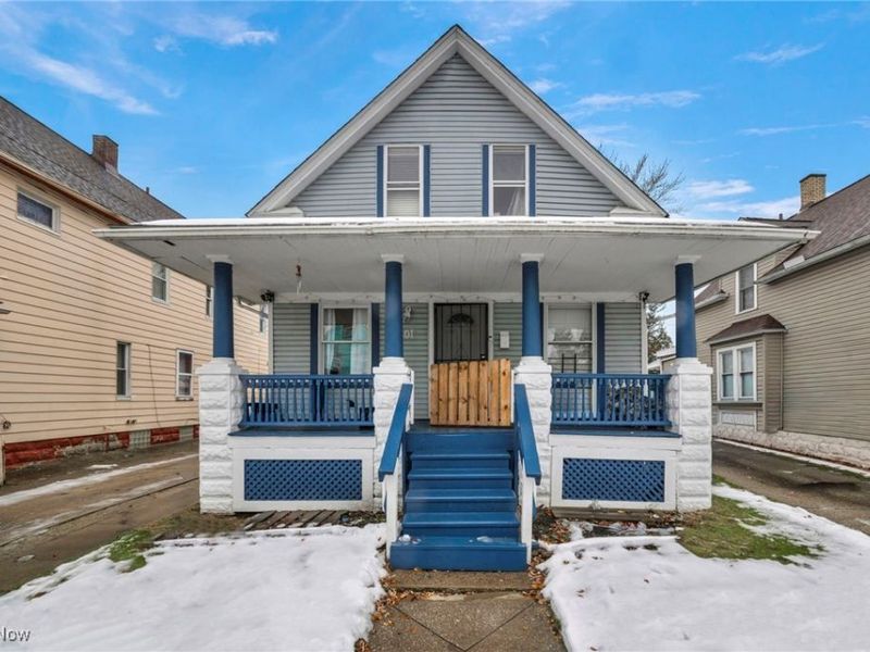 4301 Hodgson Avenue, Cleveland, OH 44109 Photo 2