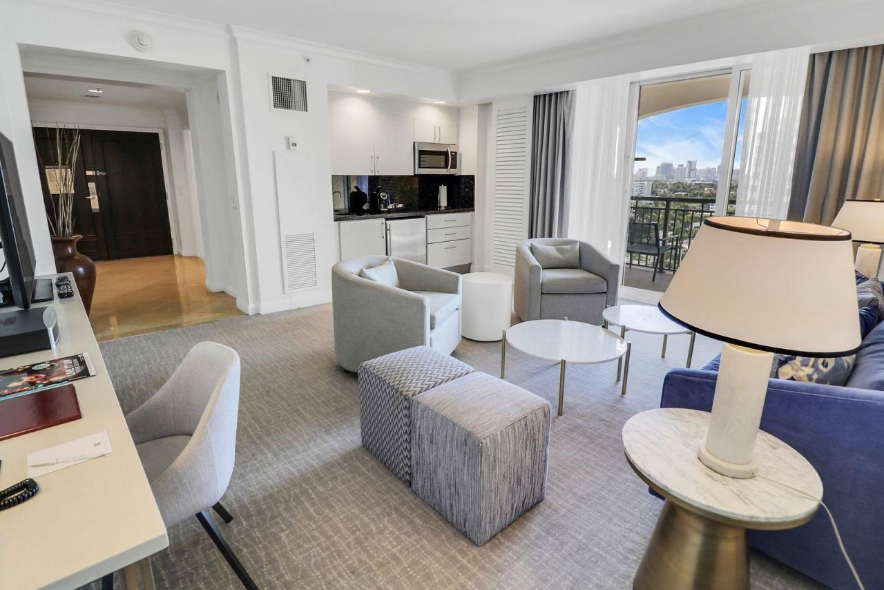 601 N Ft Lauderdale Bch Boulevard, Unit 1213, Fort Lauderdale, FL 33304 Photo