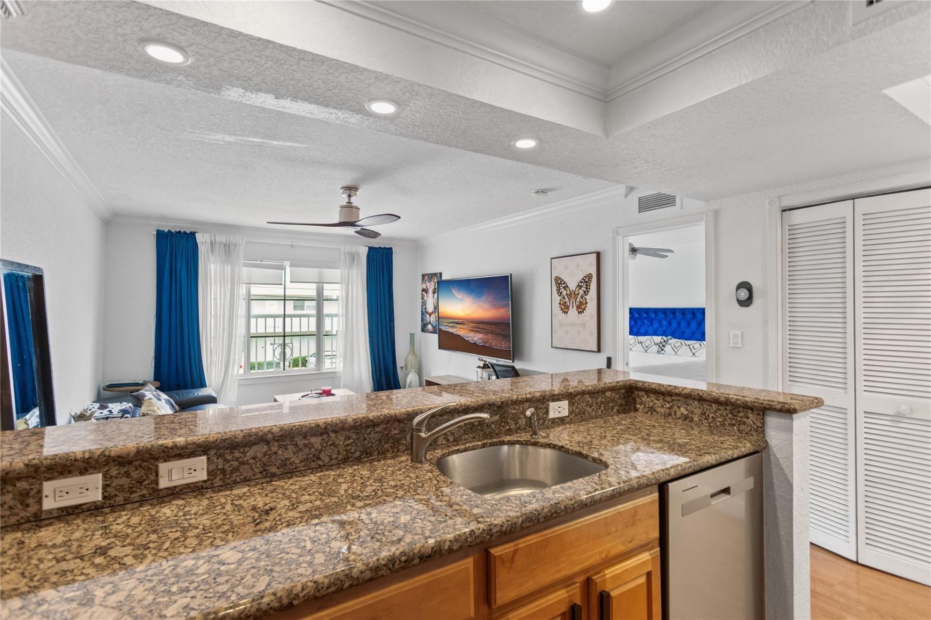 151 NE 16th Avenue, Unit 230, Fort Lauderdale, FL 33301 Photo