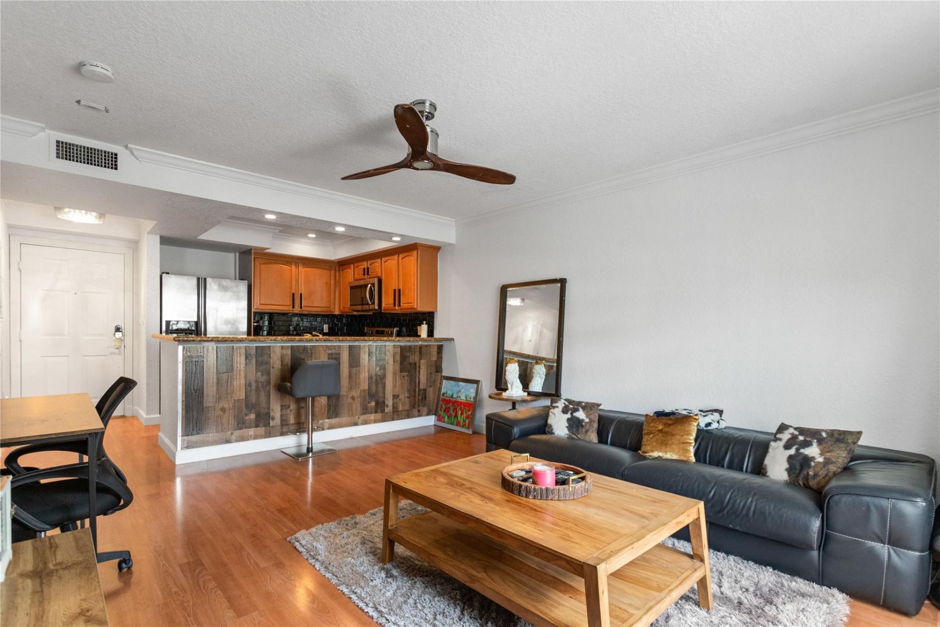 151 NE 16th Avenue, Unit 230, Fort Lauderdale, FL 33301 Photo