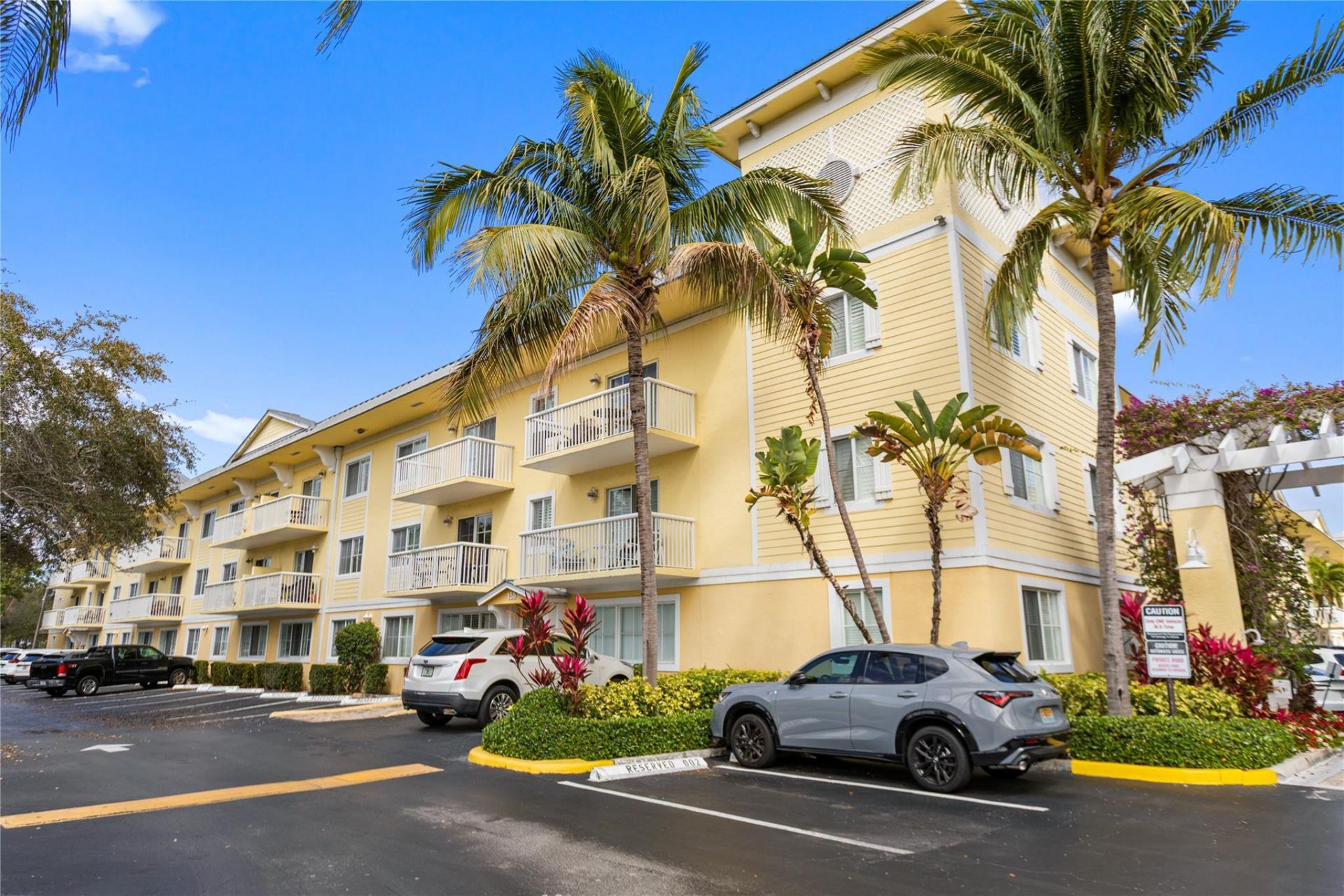 151 NE 16th Avenue, Unit 230, Fort Lauderdale, FL 33301 Photo