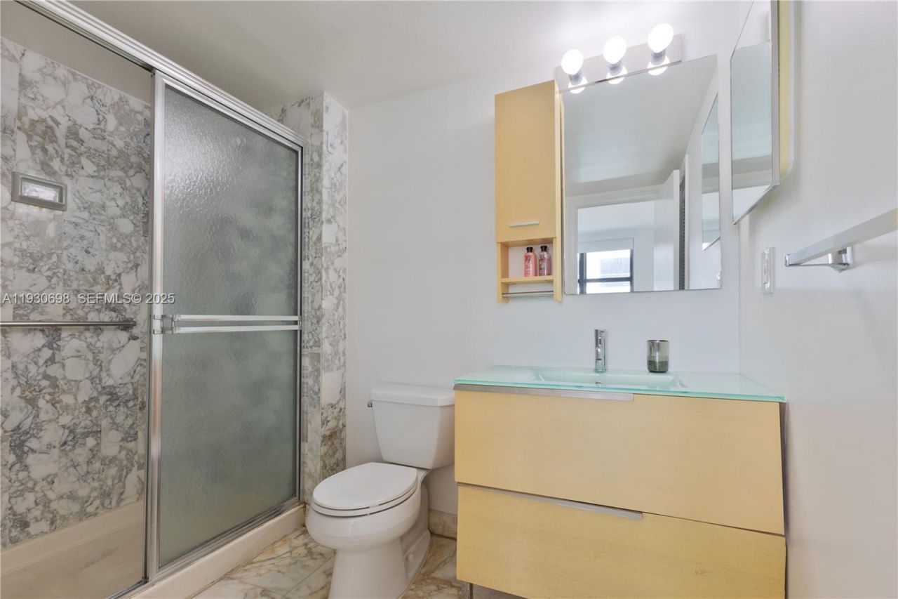 9801 Collins Ave , Unit 20V, Bal Harbour, FL 33154 Photo