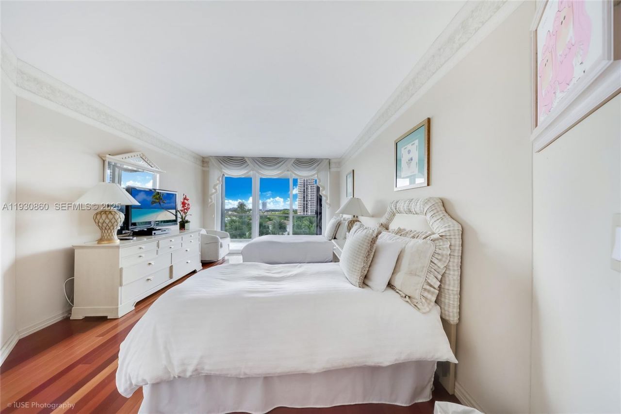 2600 Island Blvd, Unit 703, Aventura, FL 33160 Photo