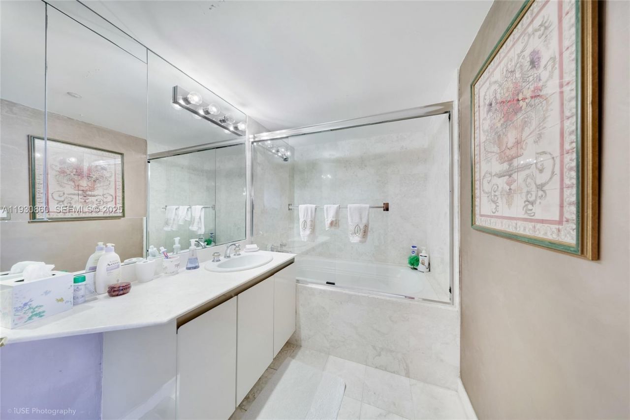 2600 Island Blvd, Unit 703, Aventura, FL 33160 Photo