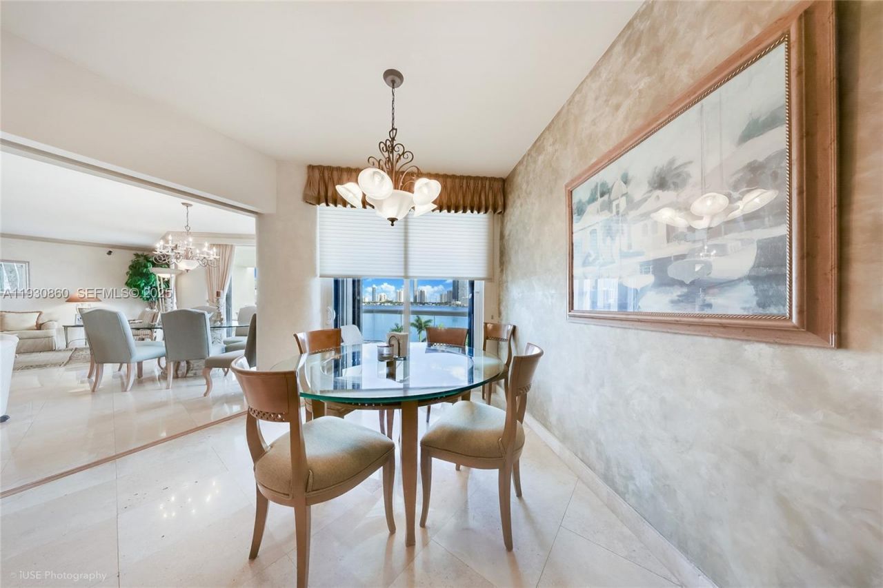 2600 Island Blvd, Unit 703, Aventura, FL 33160 Photo