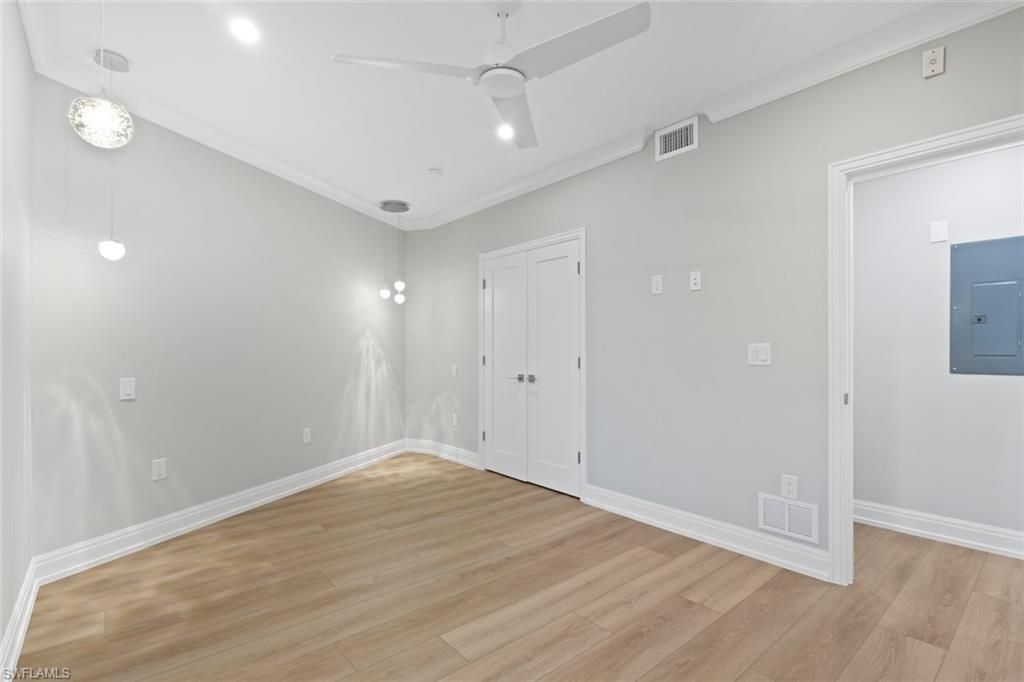 3399 Gulf Shore Blvd N, Unit 111, Naples, FL 34103 Photo