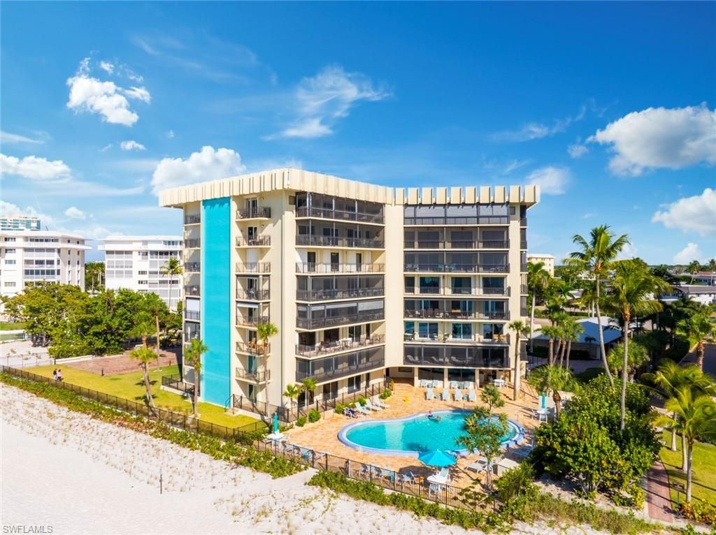 3399 Gulf Shore Blvd N, Unit 111, Naples, FL 34103 Photo