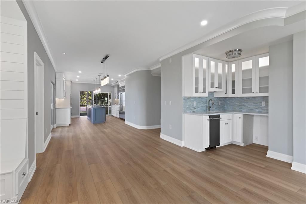 3399 Gulf Shore Blvd N, Unit 111, Naples, FL 34103 Photo