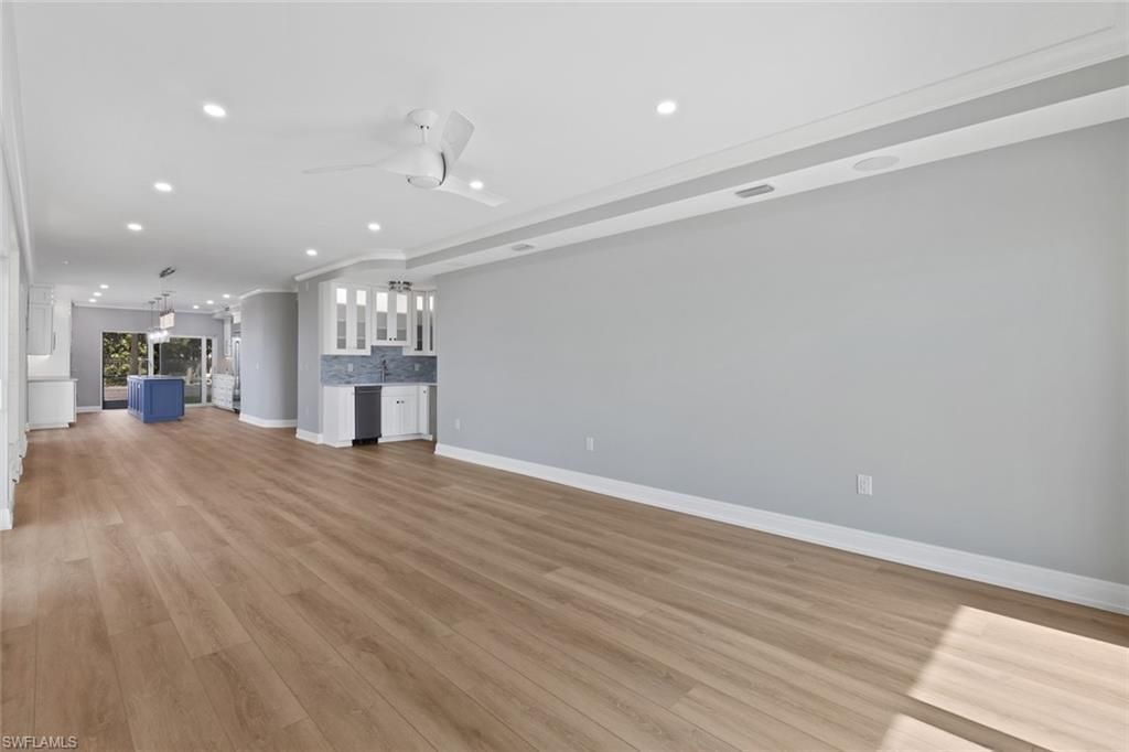 3399 Gulf Shore Blvd N, Unit 111, Naples, FL 34103 Photo