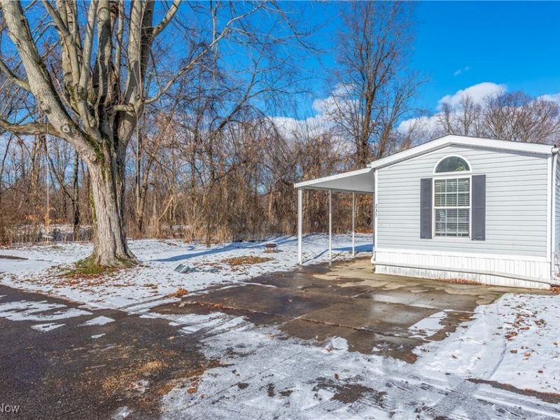 237 Evanston, Amherst, OH 44001 Photo 1