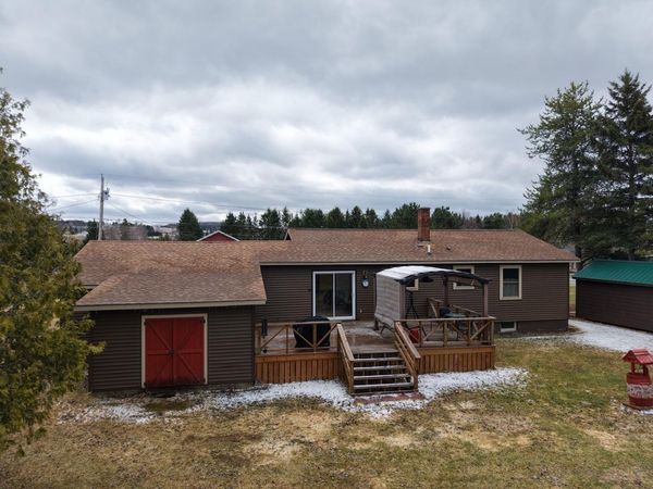 40 Fords Lane, Mapleton, ME 04757