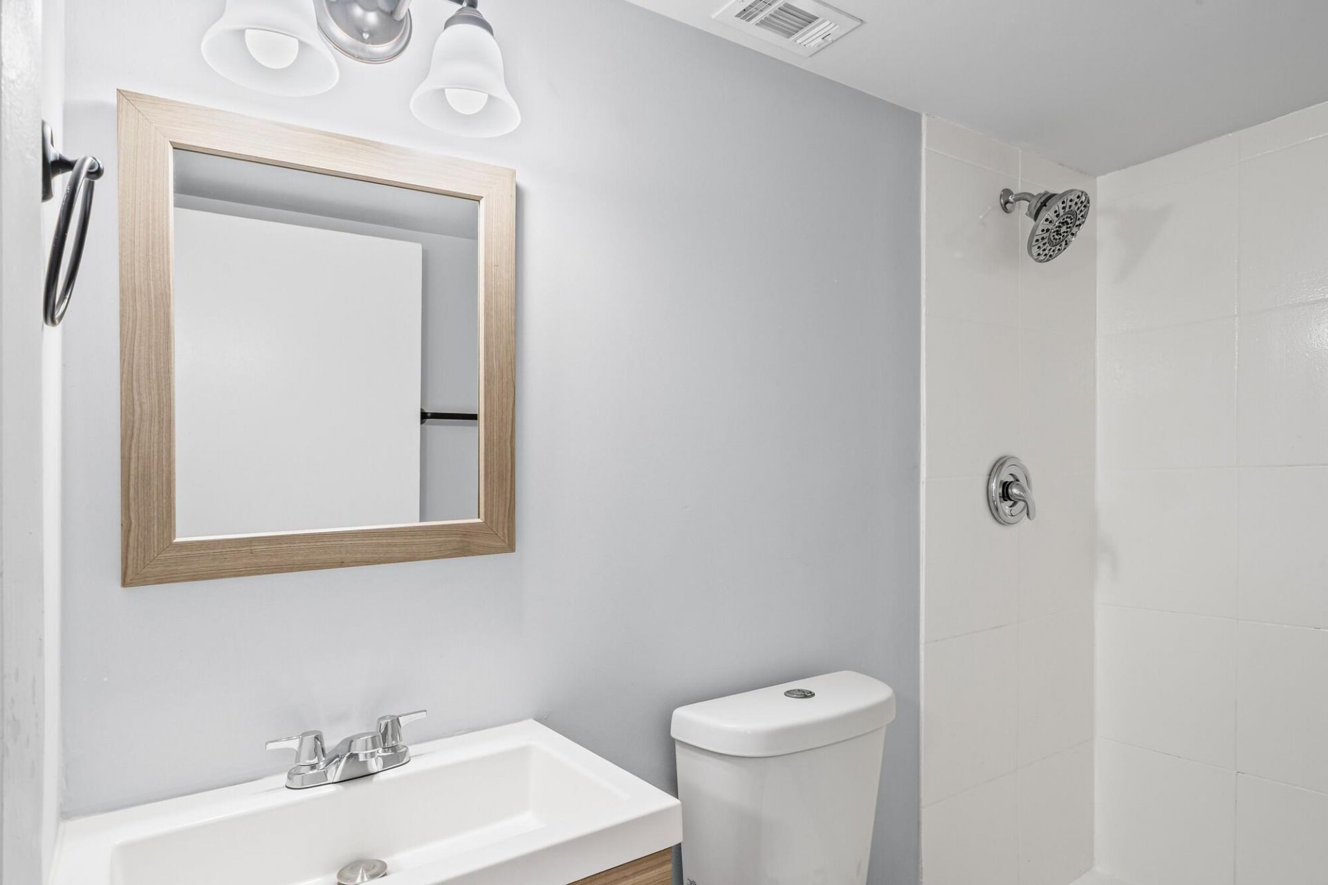 8194 Thames Boulevard, Unit B, Boca Raton, FL 33433 Photo